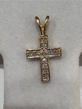 14K yellow gold diamond cross pendant